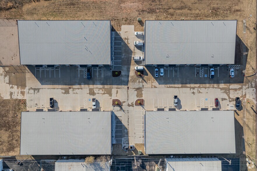 More Photos Of 20 N Rockwell Ave, Oklahoma City Unknown For Lease