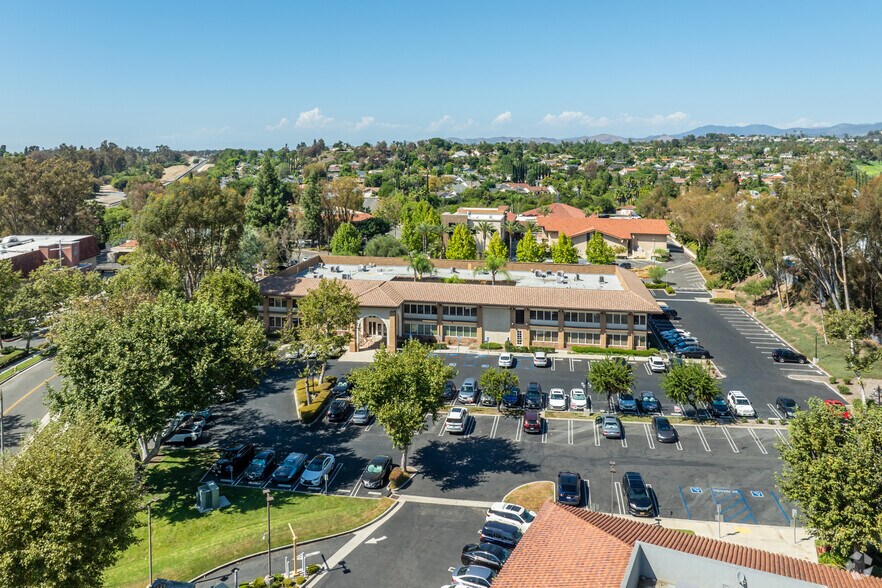 More Photos Of 24800 Chrisanta Dr, Mission Viejo Loft Creative Space For Sale
