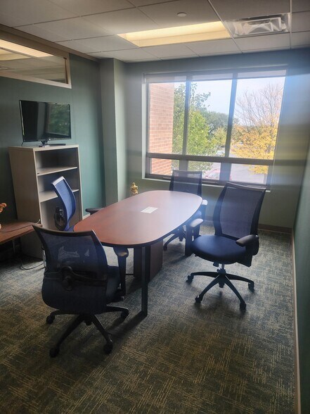 More Photos Of 4020 Copper View, Traverse City Medical For Sale