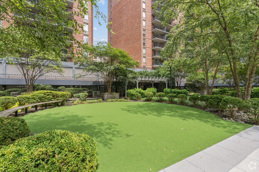 More Photos Of 8750 Georgia Ave, Silver Spring Apartments For Lease