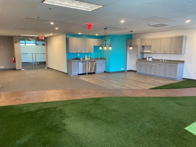 More Photos Of 4055 Faber Place Dr, North Charleston Office For Lease