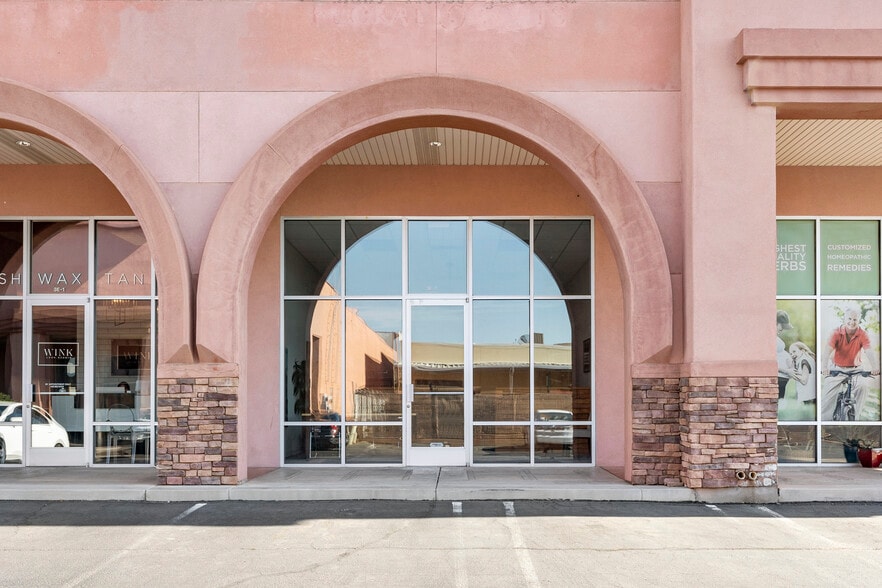 More Photos Of 157 E Riverside Dr, Saint George Storefront For Lease