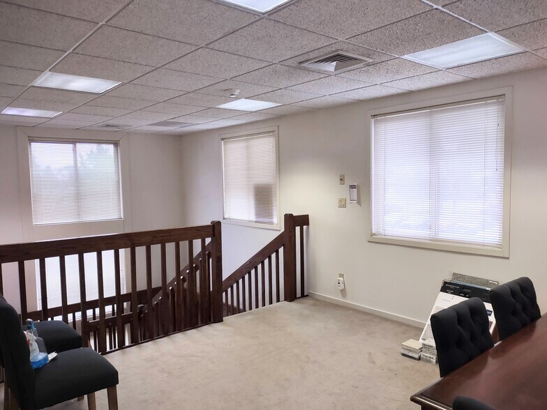 More Photos Of 750 Route 73 S, Marlton Medical For Sale