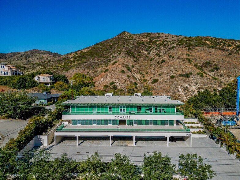 More Photos Of 24903 Pacific Coast Hwy, Malibu Office For Lease