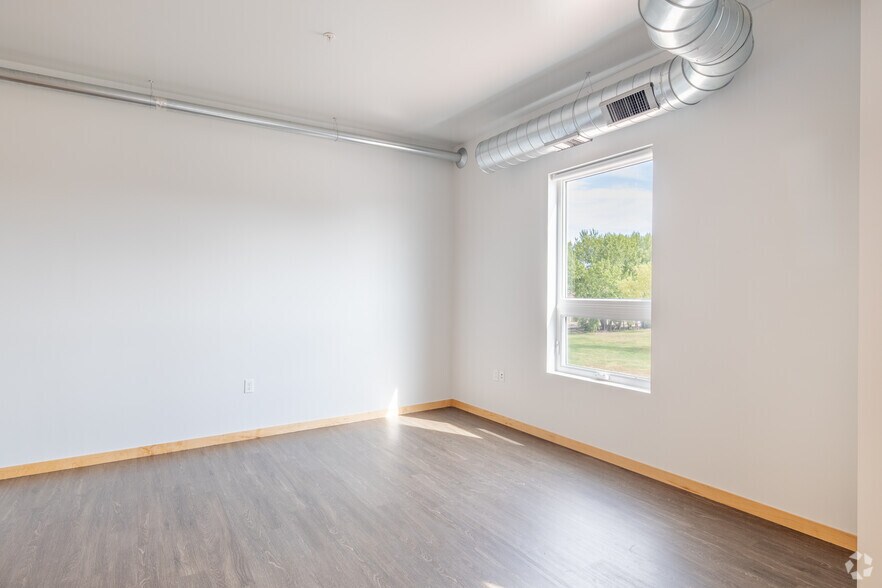 More Photos Of 103 Virginia St, Sioux City Apartments For Lease