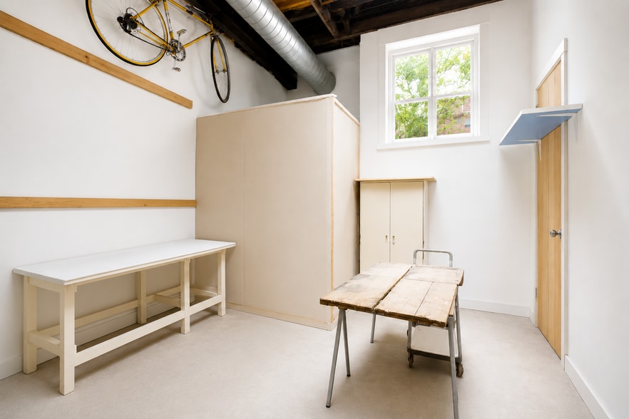 More Photos Of 154 26th St, Brooklyn Warehouse For Sale