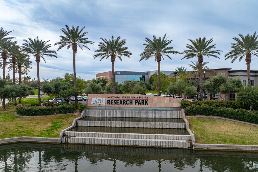 More Photos Of 8700 S Price Rd, Tempe Office For Lease