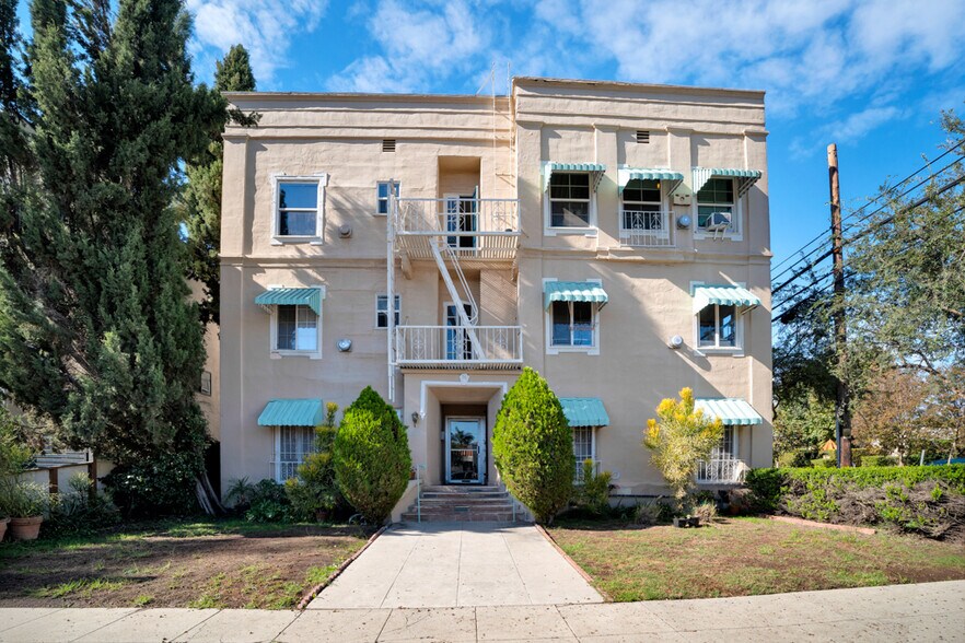 Primary Photo Of 859 N June St, Los Angeles Apartments For Sale