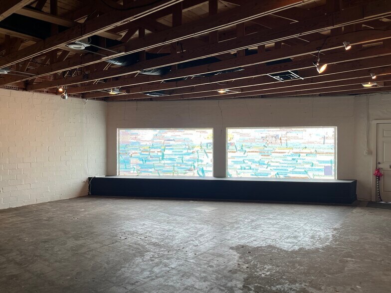 More Photos Of 1100 Austin Hwy, San Antonio Freestanding For Lease