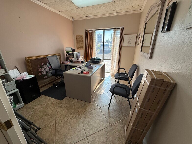 More Photos Of 1816 E Southeast Loop 323, Tyler General Retail For Sale