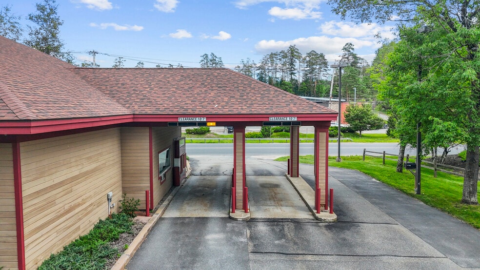 More Photos Of 588 Lake Flower Ave, Saranac Lake Bank For Lease