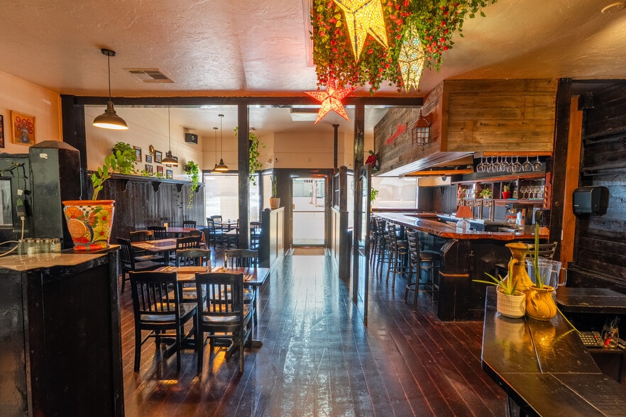 More Photos Of 8501 El Camino Real, Atascadero Restaurant For Sale