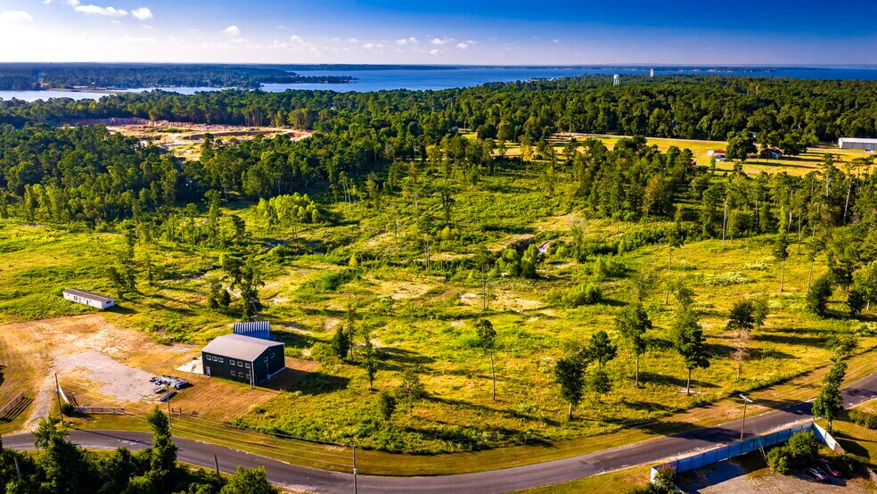 More Photos Of 400 Yaupon Cove Dr, Onalaska Land For Sale