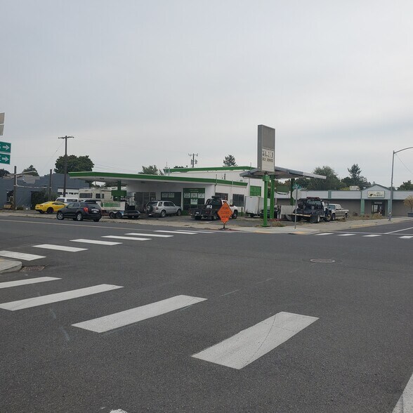 More Photos Of 106 N Lefevre St, Medical Lake Service Station For Lease