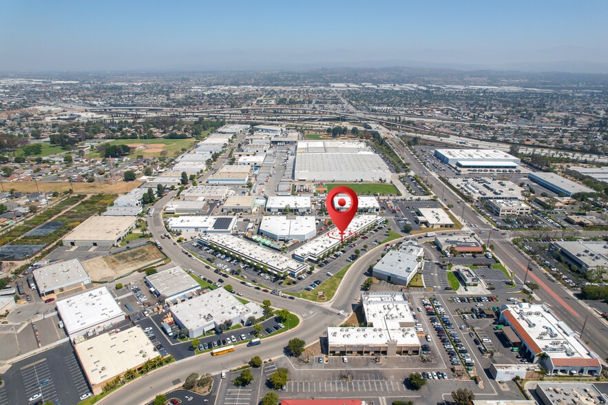 More Photos Of 2639 W Woodland Dr, Anaheim Manufacturing For Sale