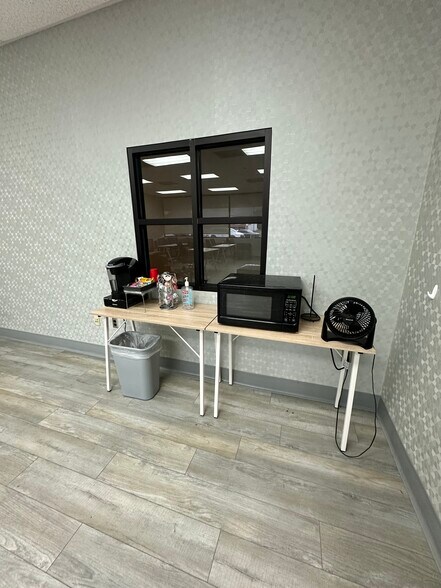 More Photos Of 2211-2213 S Military Hwy, Chesapeake Coworking Space