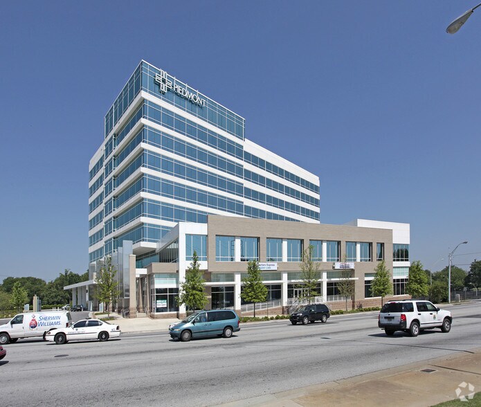 More Photos Of 1800 Howell Mill Rd, Atlanta Medical For Lease