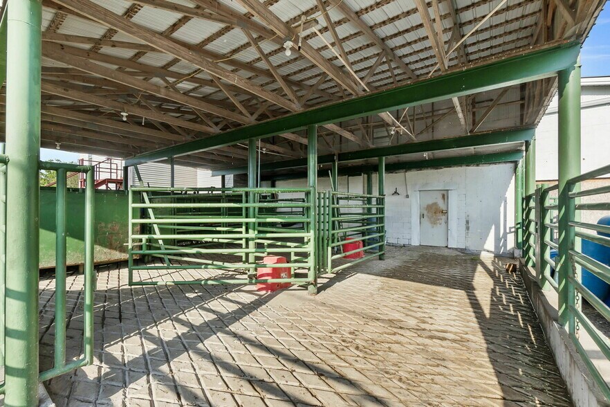 More Photos Of 3006 State Highway FF, Jackson Industrial For Sale