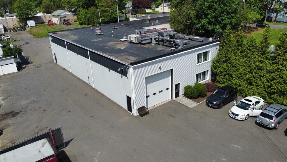 More Photos Of 81 Munson St, Milford Warehouse For Lease