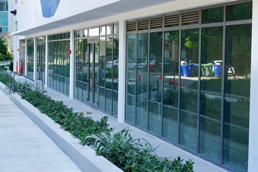 More Photos Of 501 NE 31st St, Miami Apartments For Sale