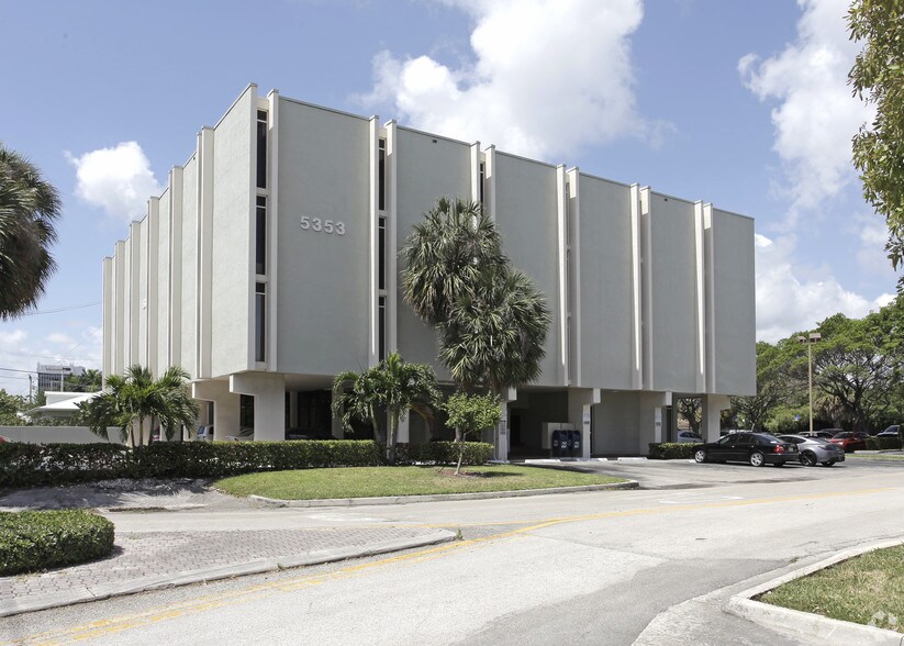 More Photos Of 5353 N Federal Hwy, Fort Lauderdale Medical For Lease