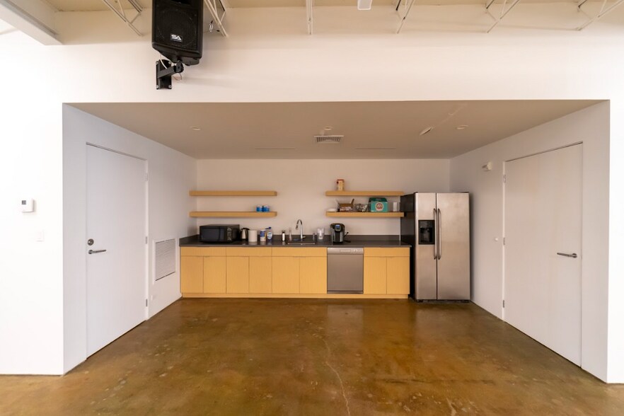 More Photos Of 1343 L St NW, Washington Loft Creative Space For Lease