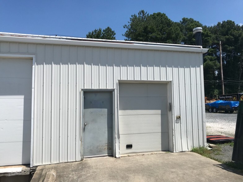 More Photos Of 7837 Ocean Gateway Dr, Easton Storefront Retail Office For Sale