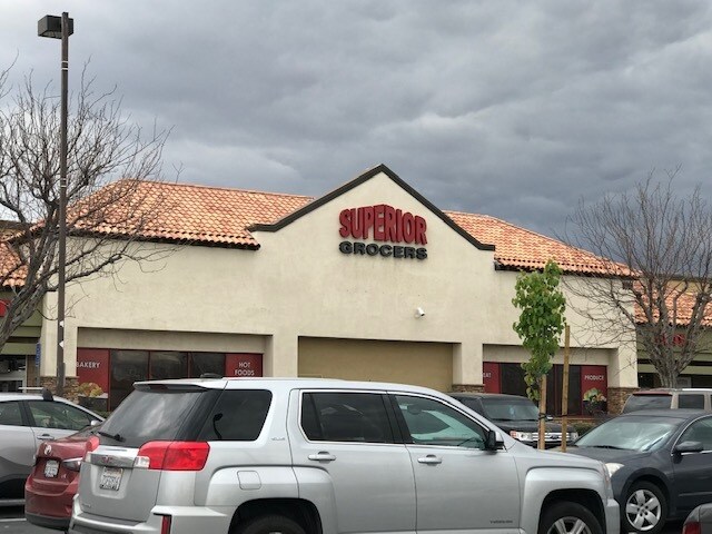 More Photos Of 1060 E Avenue J, Lancaster General Retail For Lease