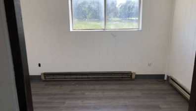 More Photos Of 848 E Commercial Ave, Whitewater Manufacturing For Lease