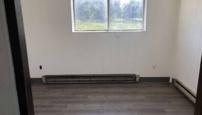 More Photos Of 848 E Commercial Ave, Whitewater Manufacturing For Sale