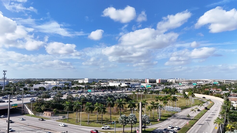 More Photos Of 7610 W Flagler St, Miami Land For Lease