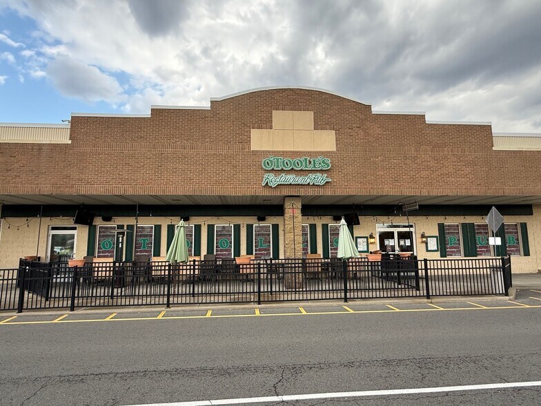 More Photos Of 1814 Central Ave, Colonie Unknown For Lease