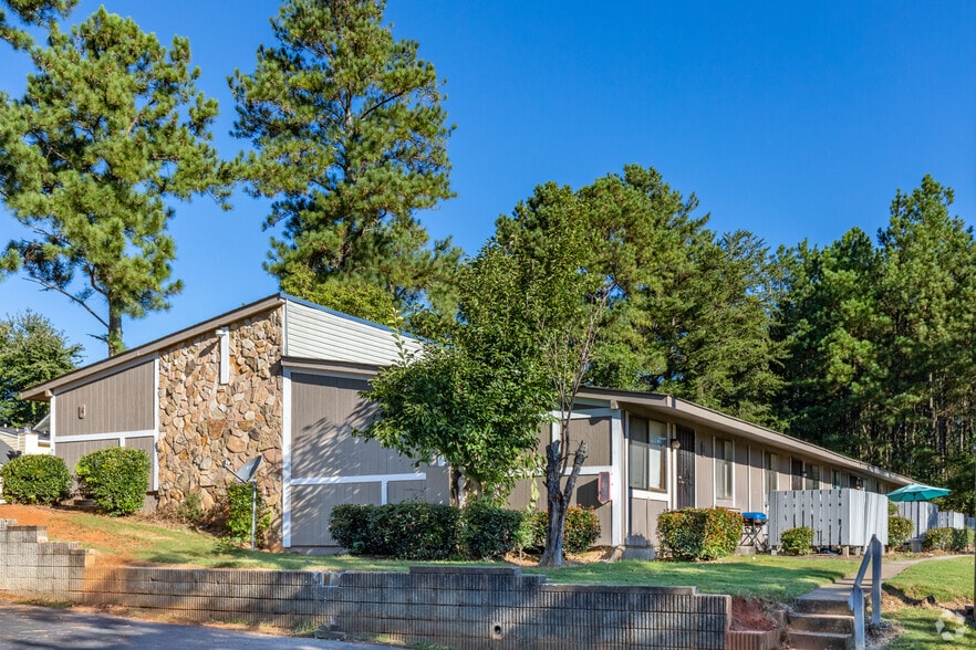 Primary Photo Of 1624 Norman Dr, Atlanta Apartments For Sale