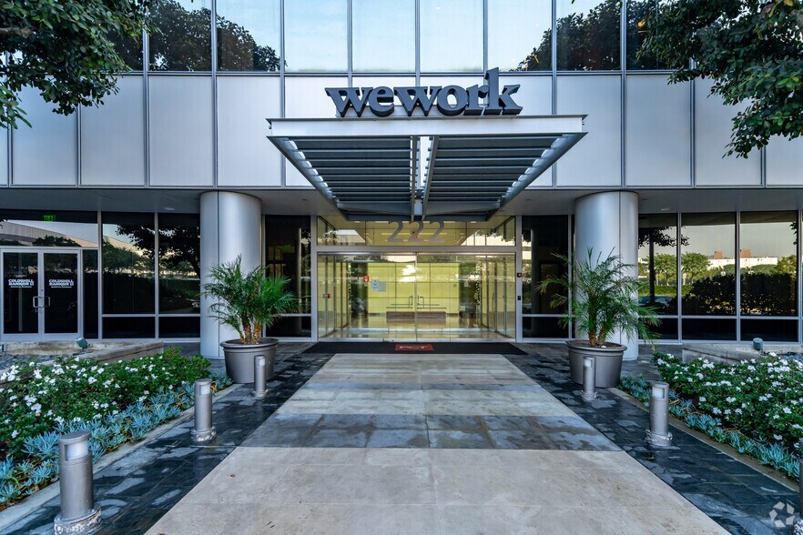 More Photos Of 222 N Pacific Coast Hwy, El Segundo Office For Lease