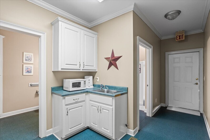 More Photos Of 889 Commerce Dr Sw, Conyers Loft Creative Space For Sale