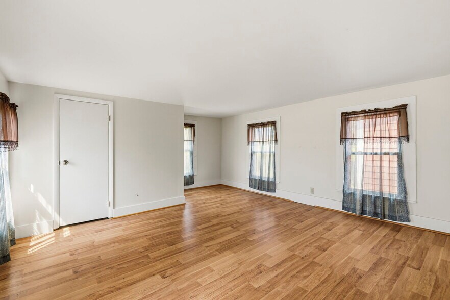 More Photos Of 9228 Stoutsville Pike, Stoutsville Land For Sale