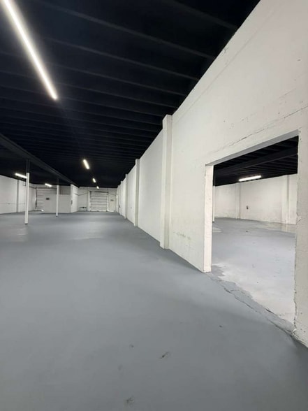 More Photos Of 3904 NW 32 Ave, Miami Warehouse For Lease
