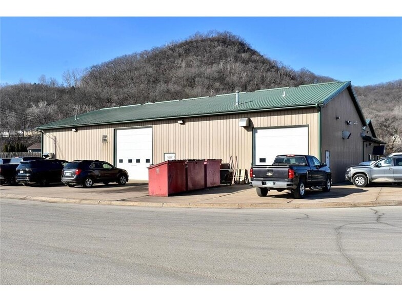 More Photos Of 1140 72nd St, Goodview Office For Sale