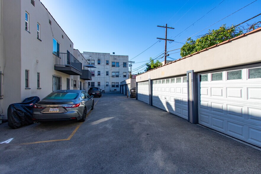 More Photos Of , Los Angeles Multifamily For Sale