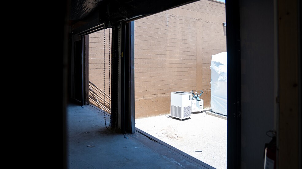 More Photos Of 1501 12th St NW, Albuquerque Manufacturing For Lease