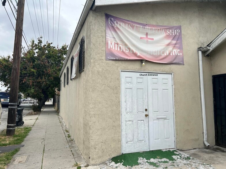 More Photos Of 10616 Avalon Blvd, Los Angeles Loft Creative Space For Sale