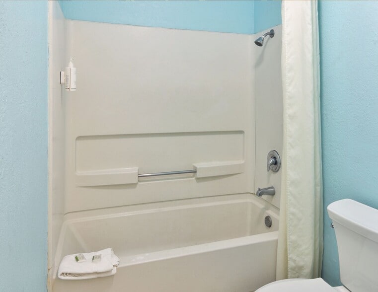 More Photos Of 81753 111 Hwy, Indio Hotel For Sale