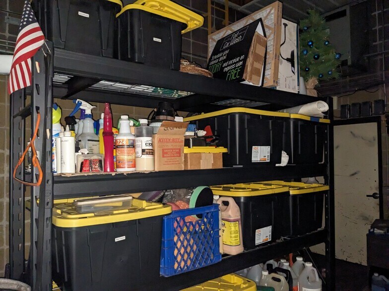 More Photos Of 1200 Janesville Ave, Fort Atkinson Carwash For Sale