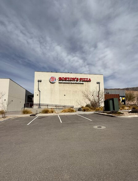 More Photos Of 340 Vin Rambla, El Paso Restaurant For Lease