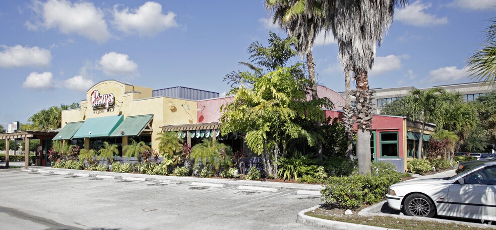 More Photos Of 8191 NW 12th St, Doral Restaurant For Lease