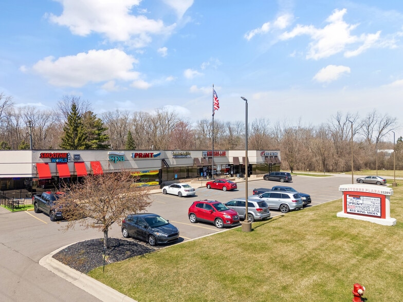 More Photos Of 33131-33289 Mound Rd, Sterling Heights Unknown For Lease