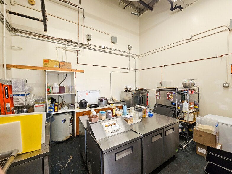 More Photos Of 1001 Bishop St, Honolulu Office For Lease