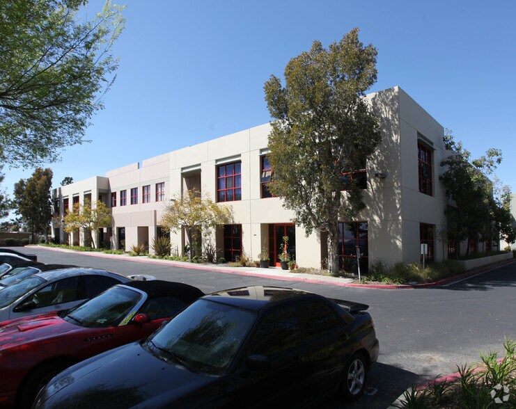 More Photos Of 591 Constitution Ave, Camarillo Manufacturing For Lease