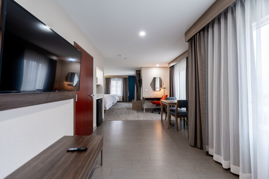 More Photos Of 612 Wainright Ct, Lebec Hotel For Sale