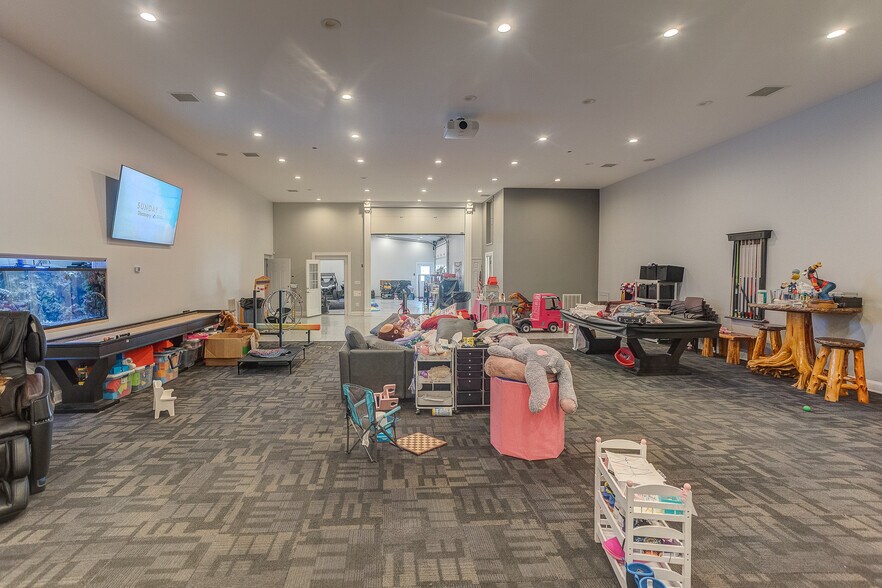 More Photos Of 836 E Highway N, Wentzville Flex For Sale